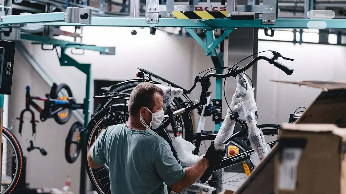 Shocking Collapse: Iconic European Bicycle Giant Declares Bankruptcy—400+ Jobs at Risk