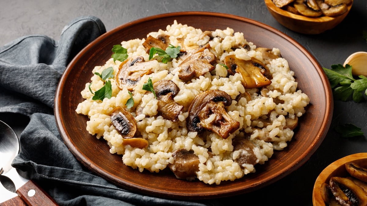 The Perfect Weeknight Dish: Creamy Mushroom Risotto-Style Rice in 20 Minutes