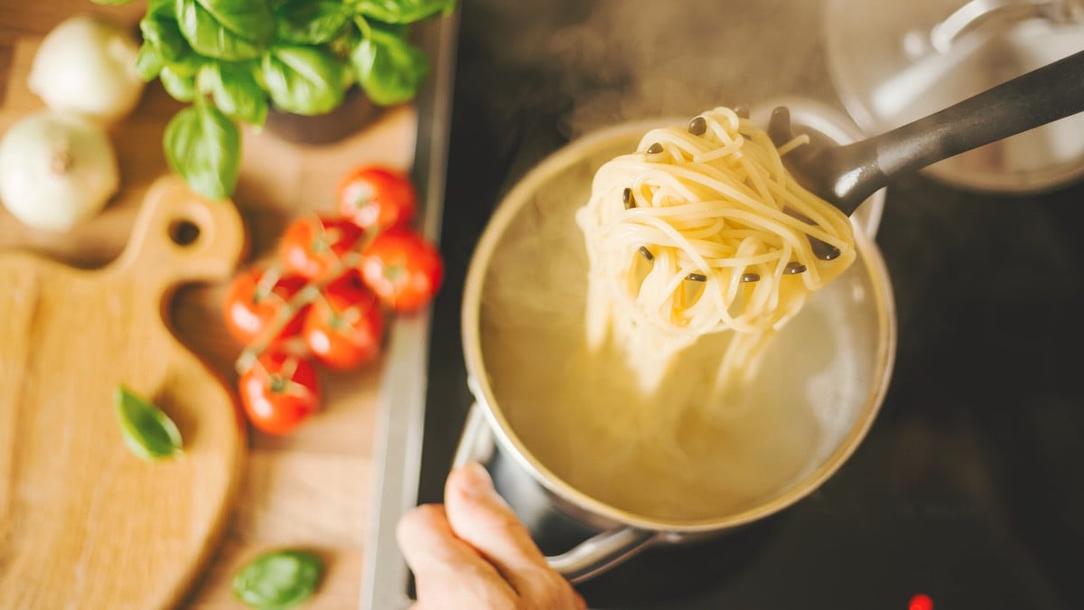 No More Sticky Pasta: Cyril Lignac Reveals His Secret Trick That Will Change Your Life