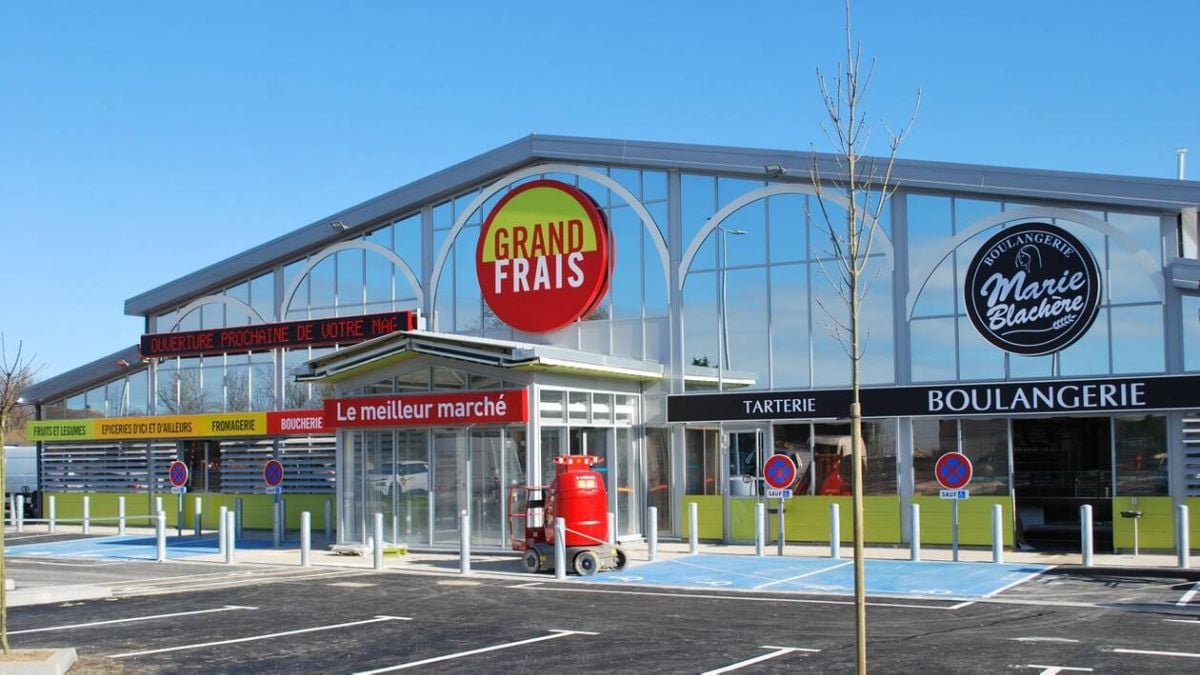Grand Frais: Most Customers Overlook This Crucial Detail in the Produce Department