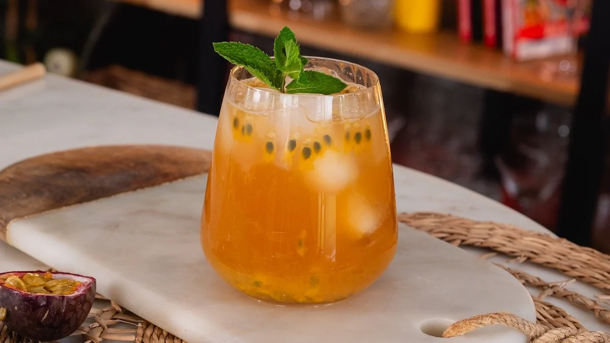 Best Passion Fruit Iced Tea Recipe – The Refreshing Summer Drink