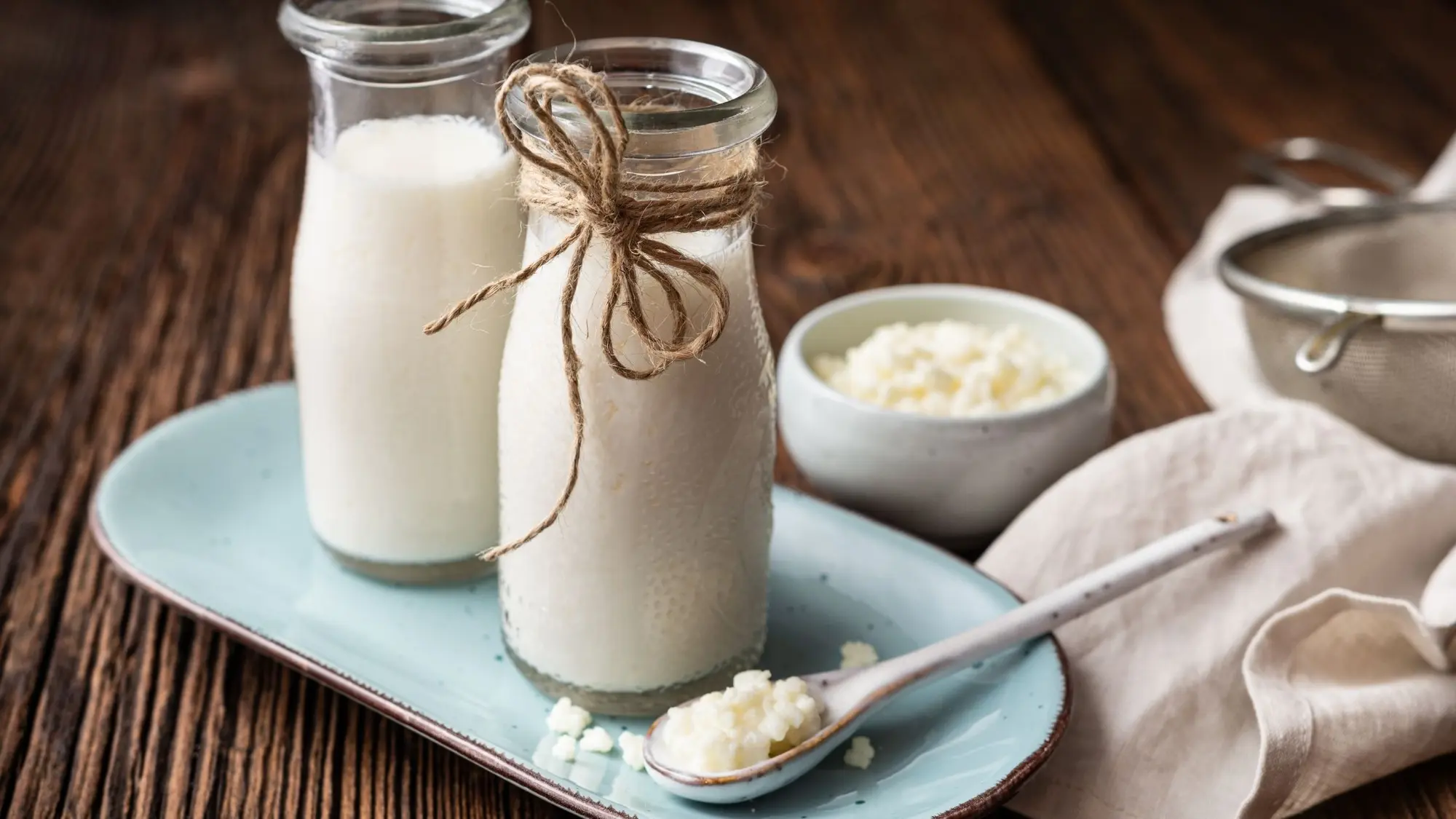 Superalimento natural: descubre el poder de los probióticos vivos y cómo este fermento milenario fortalece las defensas del organismo.