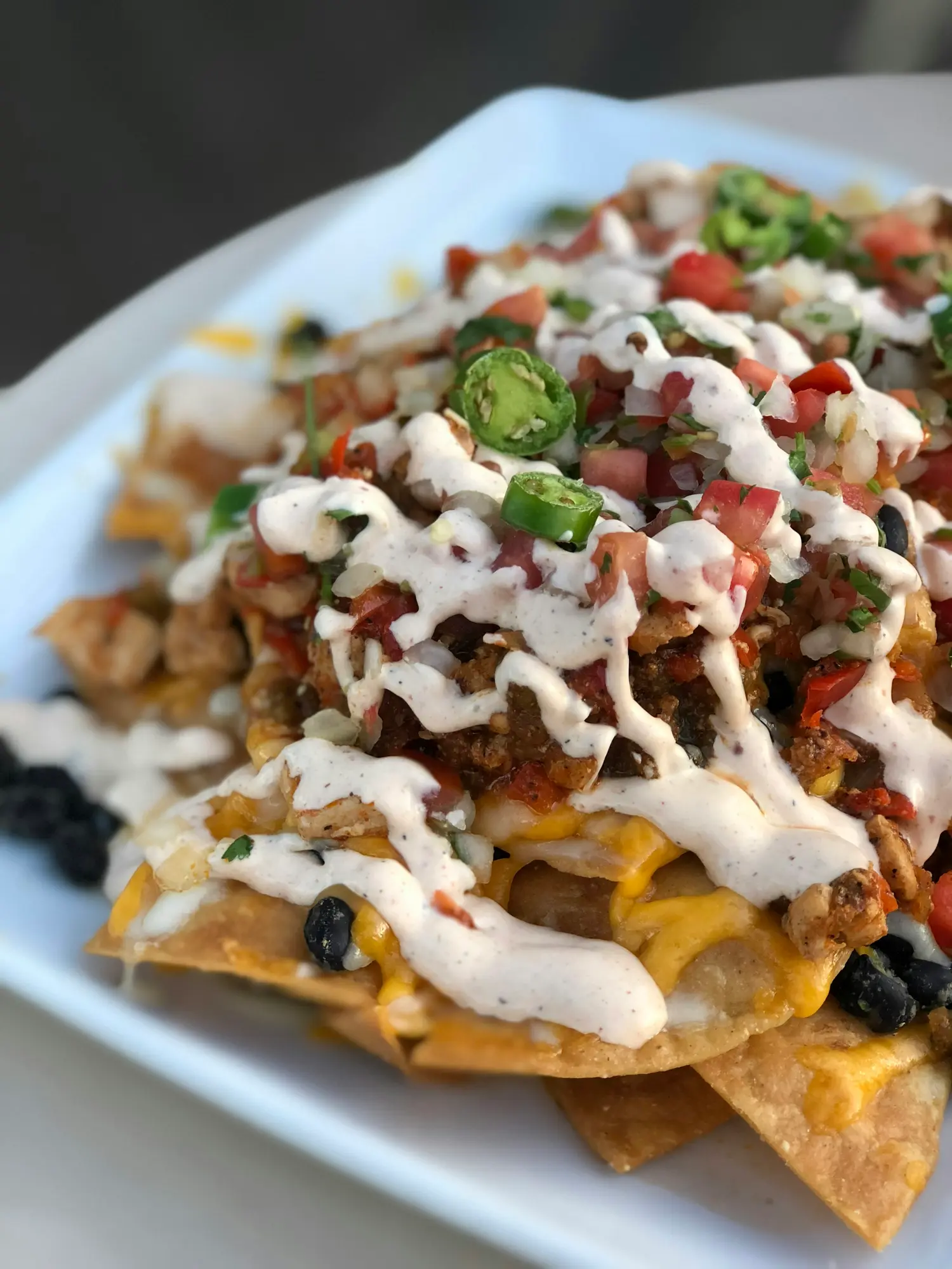 ¿A poco no se te antojan unos buenos nachos?